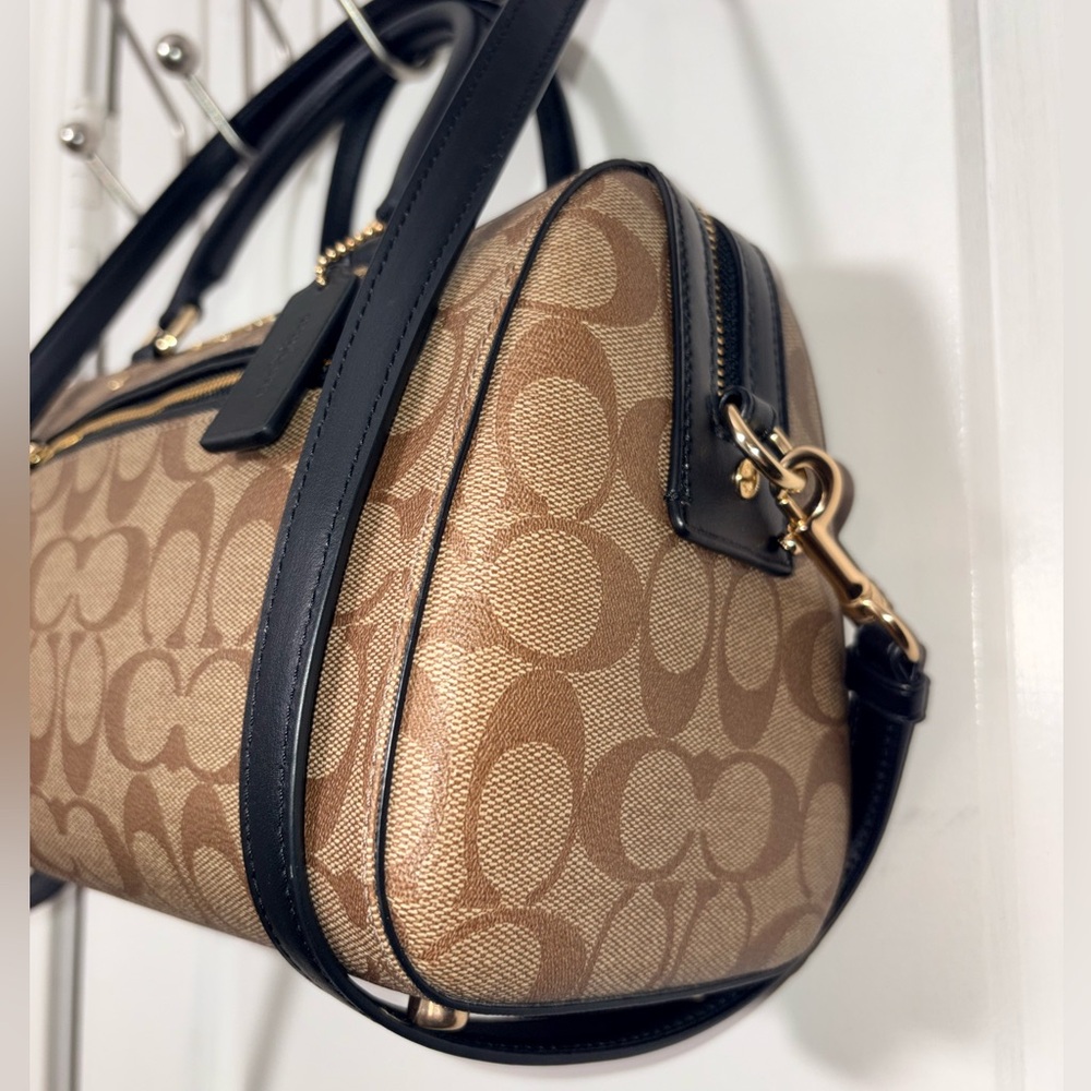 Coach Rowan Satchel / Crossbody – Discontinued Style – Like New - Picture 3 of 13